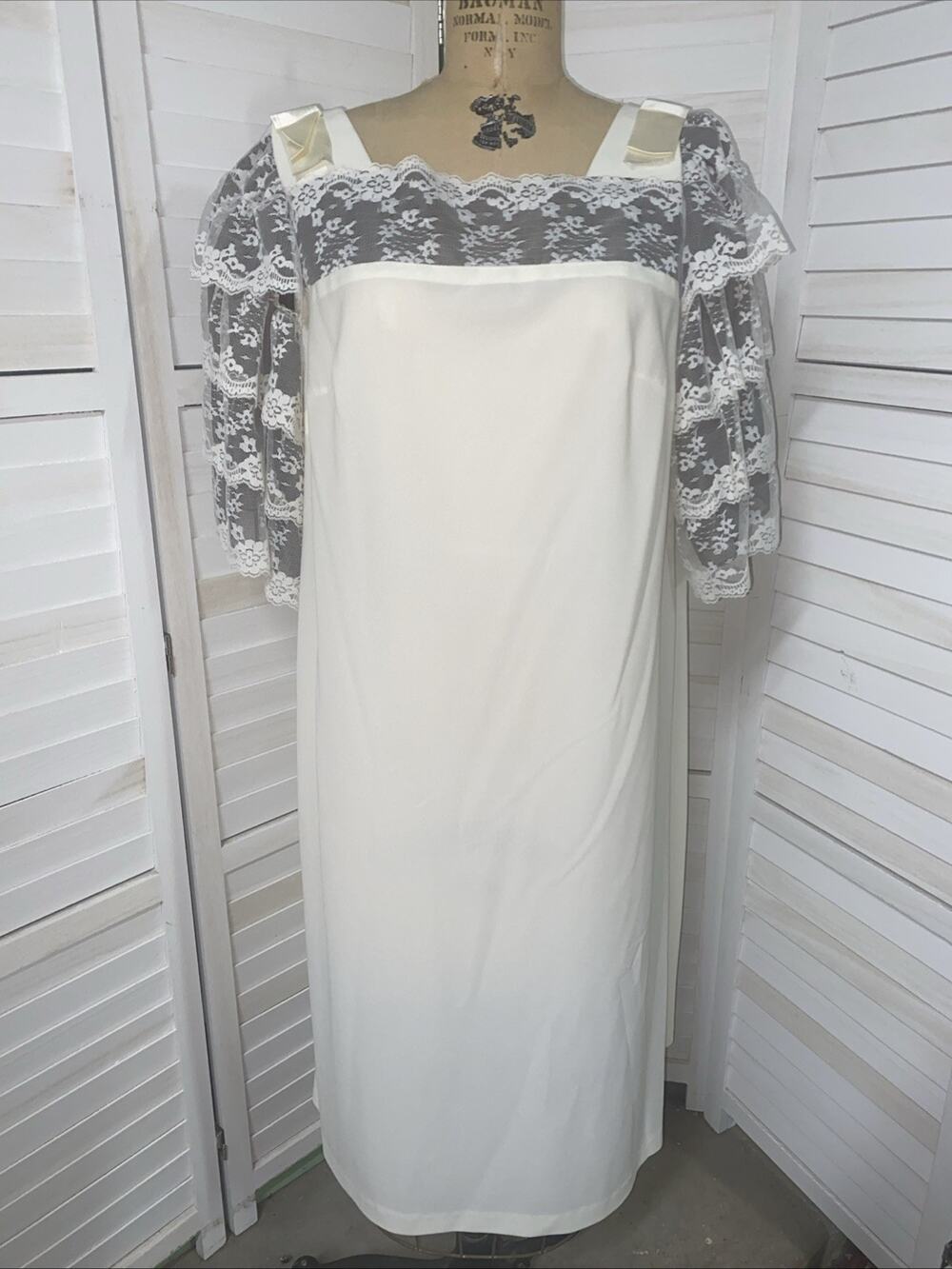 60s 70s Women’s Off White Lace Ruffle Sleeves Sheath Dress Formal X-Large